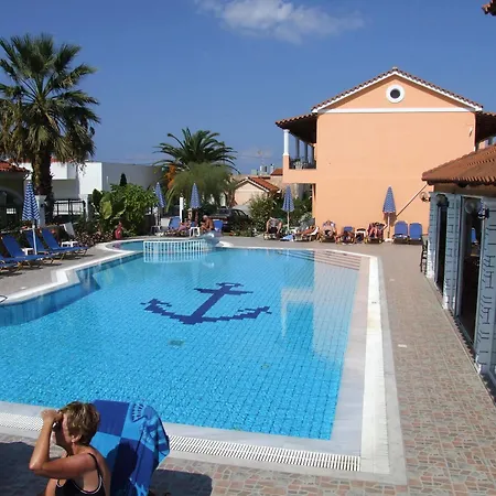 Hotel Makis Studios And Apartments